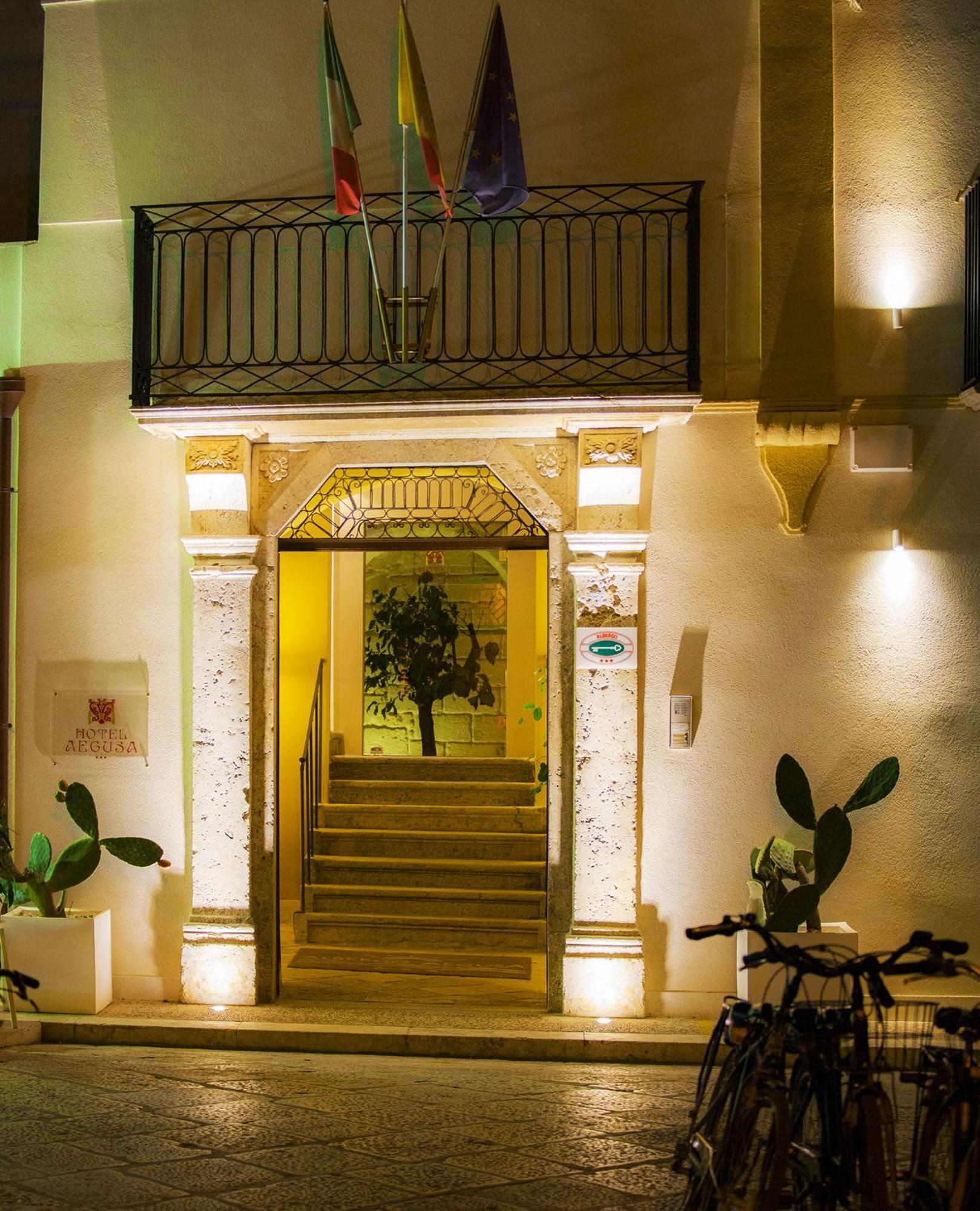 Aegusa Hotel Favignana Extérieur photo
